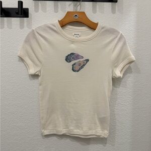 Oyster Graphic Tee